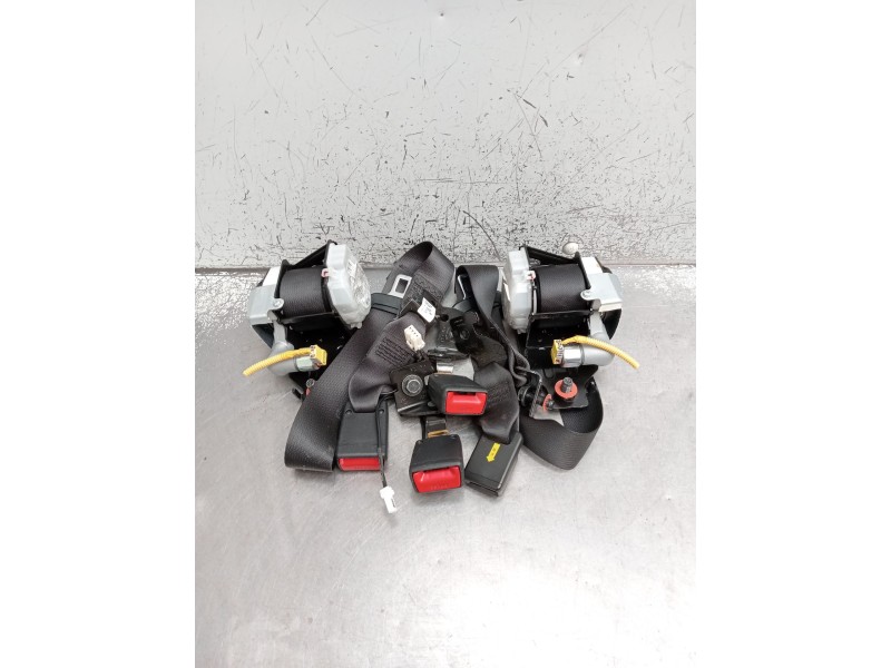 Recambio de juego cinturones trasero para kia ceed tourer (cd) 1.6 crdi 115 referencia OEM IAM 89820J7100WK 5P 2018