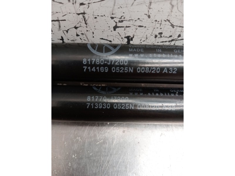 Recambio de amortiguadores capo para kia ceed tourer (cd) 1.6 crdi 115 referencia OEM IAM 81770J7200 714169 713930 525N 2018