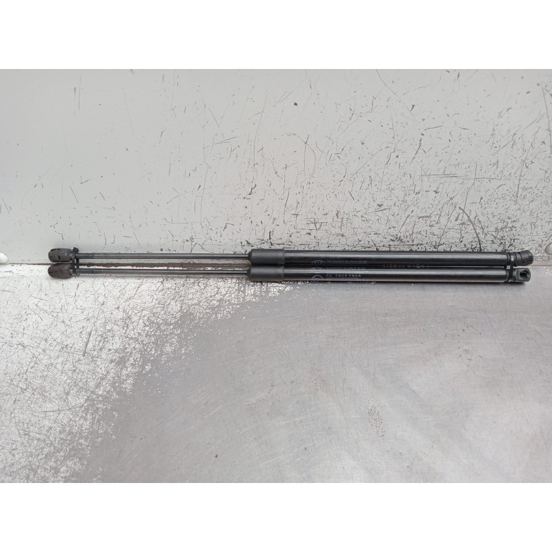 Recambio de amortiguadores capo para kia ceed tourer (cd) 1.6 crdi 115 referencia OEM IAM 81770J7200 714169 713930 525N 2018