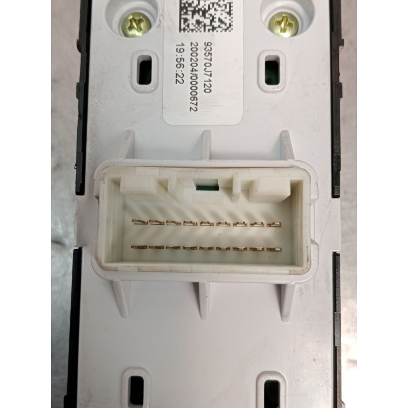Recambio de mando elevalunas delantero izquierdo para kia ceed tourer (cd) 1.6 crdi 115 referencia OEM IAM 93570J7120 5P 2018