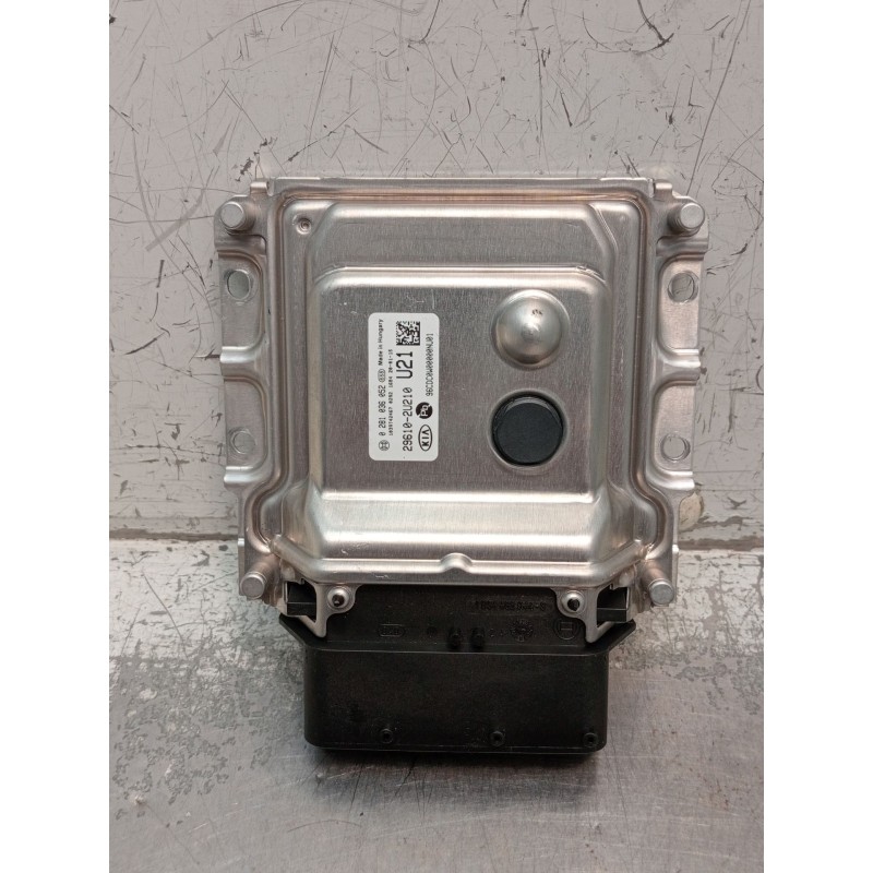 Recambio de modulo electronico para kia ceed tourer (cd) 1.6 crdi 115 referencia OEM IAM 0281036052 296102U210 1039T42467 2018