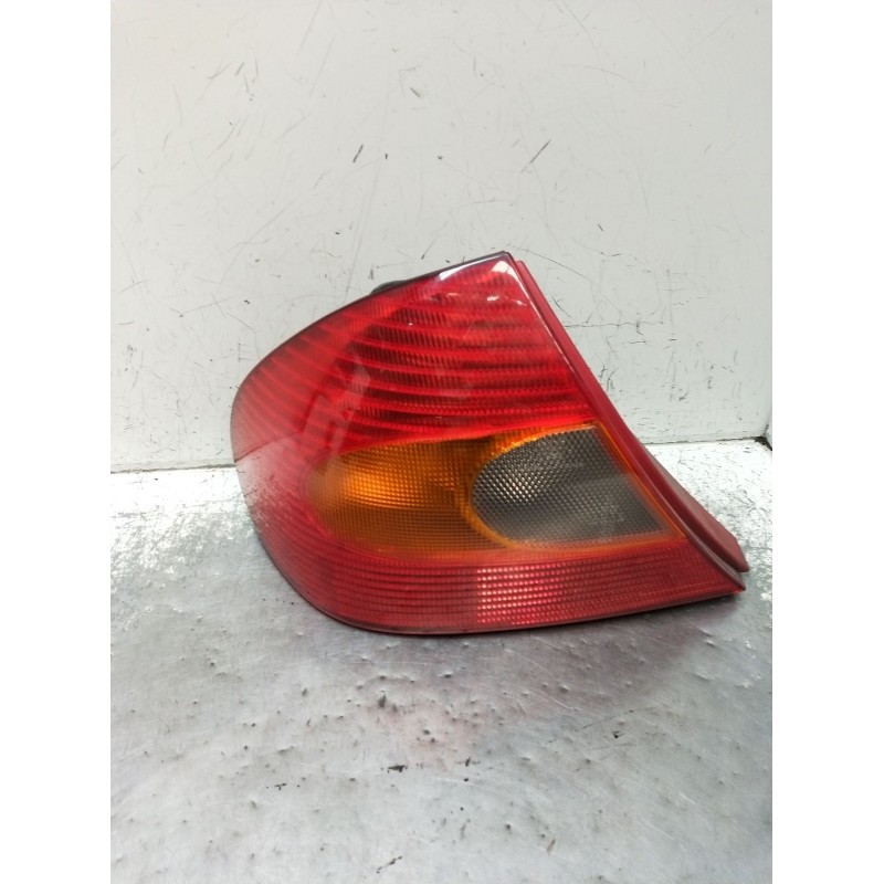 Recambio de piloto trasero izquierdo para ford mondeo ii sedán (bfp) 2.0 i referencia OEM IAM   1997
