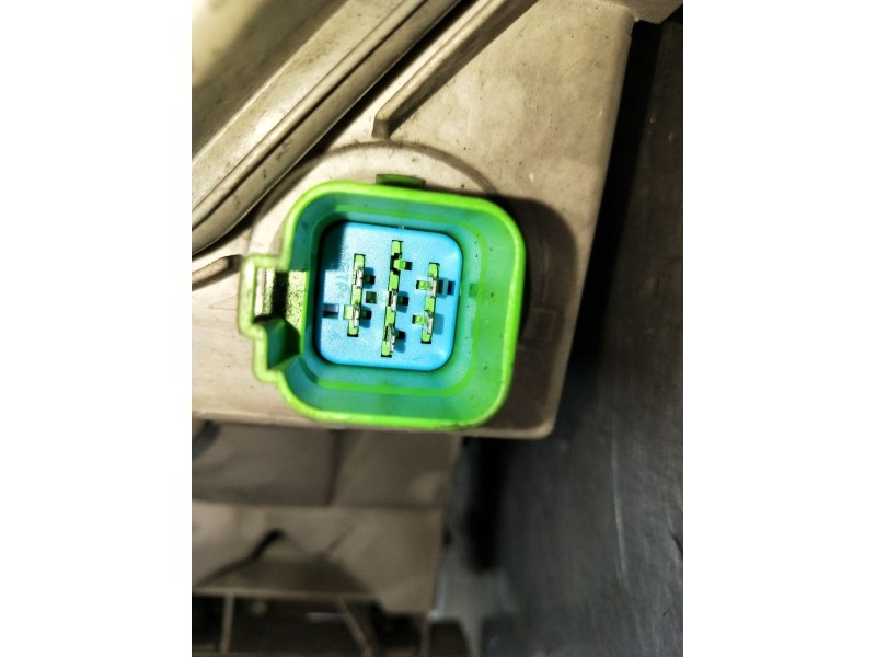 Recambio de faro derecho para ford mondeo ii sedán (bfp) 2.0 i referencia OEM IAM 0301098206  1997