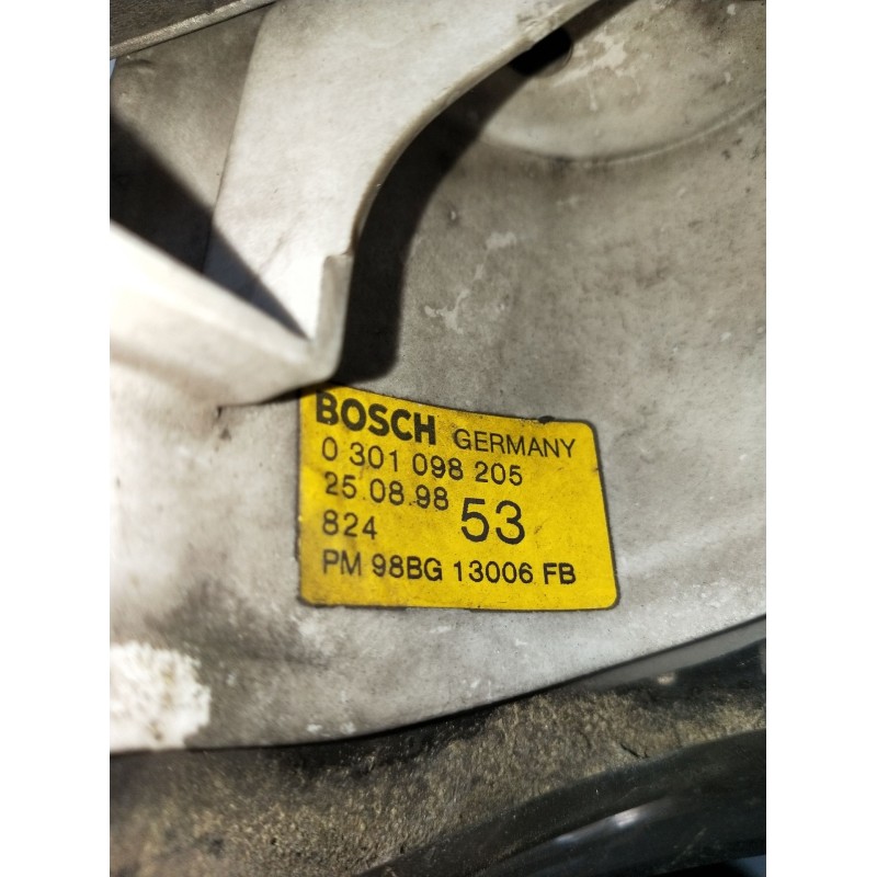 Recambio de faro izquierdo para ford mondeo ii sedán (bfp) 2.0 i referencia OEM IAM 0301098205  1997