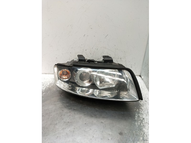 Recambio de faro derecho para audi a4 b6 (8e2) 2.0 referencia OEM IAM 8E0941004F 8E0990008F 2001