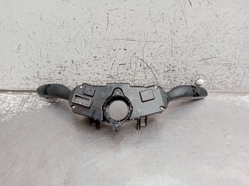 Recambio de mando luces para kia ceed tourer (cd) 1.6 crdi 115 referencia OEM IAM 93404J7960 200131 0000552 2018