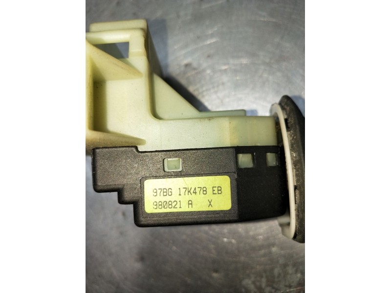 Recambio de mando limpia para ford mondeo ii sedán (bfp) 2.0 i referencia OEM IAM 97BG17K478EB 980821A 1997