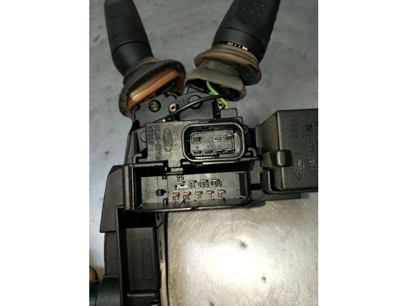 Recambio de mando luces para ford mondeo ii sedán (bfp) 2.0 i referencia OEM IAM 97BG13B302AB  1997