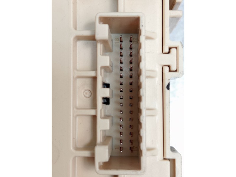 Recambio de caja reles / fusibles para kia ceed tourer (cd) 1.6 crdi 115 referencia OEM IAM 91951J7940  