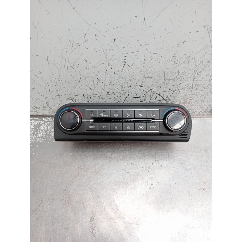 Recambio de mando calefaccion / aire acondicionado para kia ceed tourer (cd) 1.6 crdi 115 referencia OEM IAM 97250J7301 97250J7X