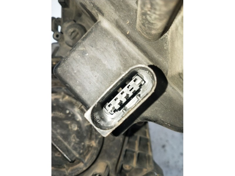 Recambio de faro izquierdo para mercedes-benz clase e (w211) e 220 cdi (211.008) referencia OEM IAM 5DC00906000 XENON 2002