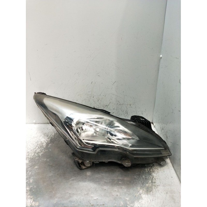 Recambio de faro derecho para peugeot 5008 (0u_, 0e_) 1.6 bluehdi 120 referencia OEM IAM 9805505380 89907700 2012