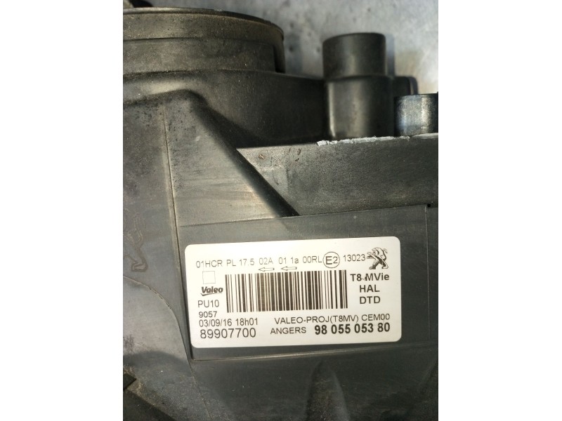 Recambio de faro derecho para peugeot 5008 (0u_, 0e_) 1.6 bluehdi 120 referencia OEM IAM 9805505380 89907700 2012