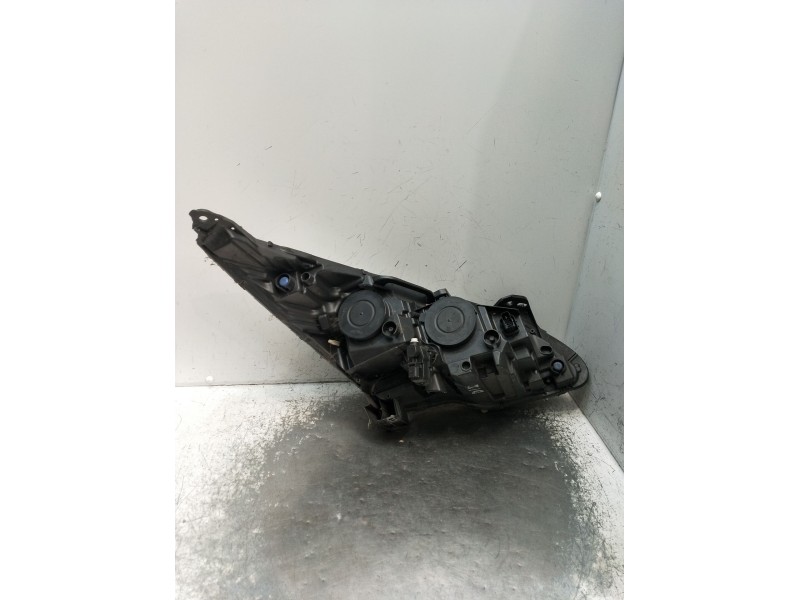 Recambio de faro izquierdo para peugeot 5008 (0u_, 0e_) 1.6 bluehdi 120 referencia OEM IAM 9805505480 89907701 2012