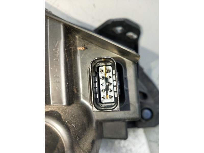 Recambio de faro izquierdo para peugeot 5008 (0u_, 0e_) 1.6 bluehdi 120 referencia OEM IAM 9805505480 89907701 2012