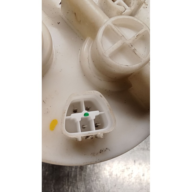 Recambio de bomba combustible para toyota corolla (_e12_) 1.6 vvt-i (zze121_) referencia OEM IAM 0580313085  04