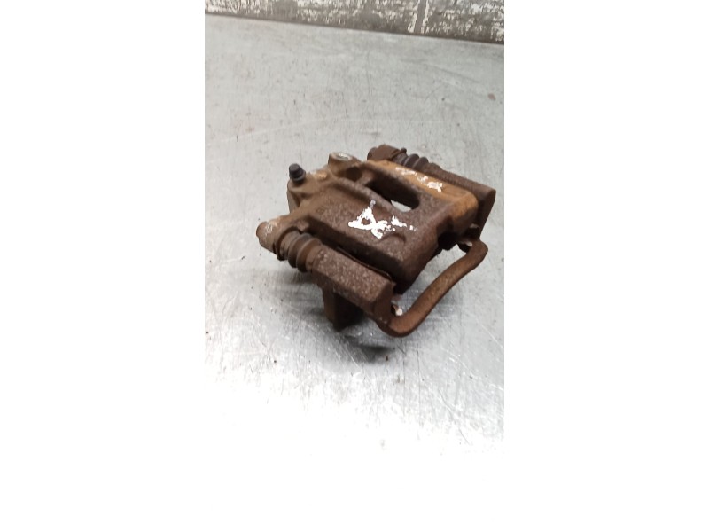 Recambio de pinza freno trasera derecha para toyota corolla (_e12_) 1.6 vvt-i (zze121_) referencia OEM IAM  TRW 04