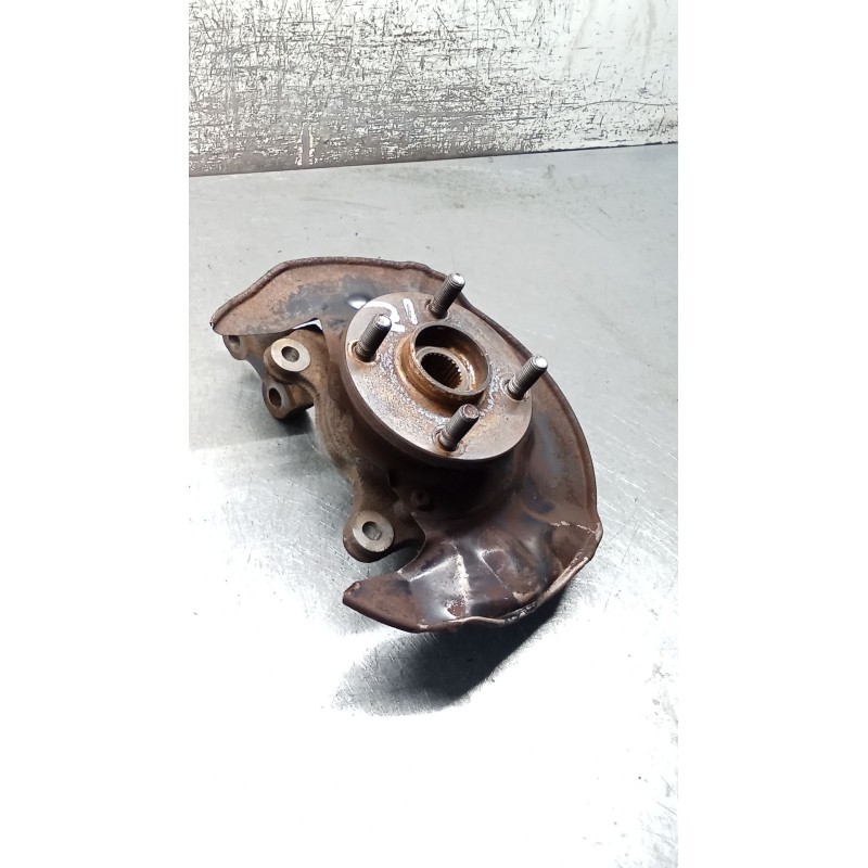 Recambio de mangueta delantera izquierda para toyota corolla (_e12_) 1.6 vvt-i (zze121_) referencia OEM IAM   04