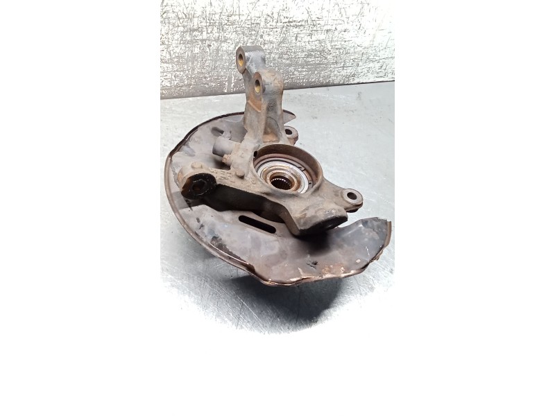 Recambio de mangueta delantera izquierda para toyota corolla (_e12_) 1.6 vvt-i (zze121_) referencia OEM IAM   04