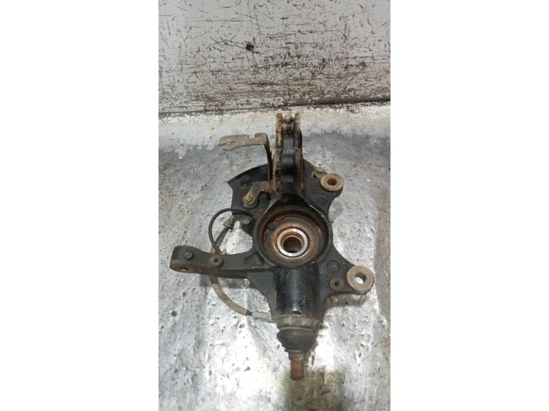 Recambio de mangueta delantera izquierda para peugeot expert combi 2.0 blue-hdi fap referencia OEM IAM   