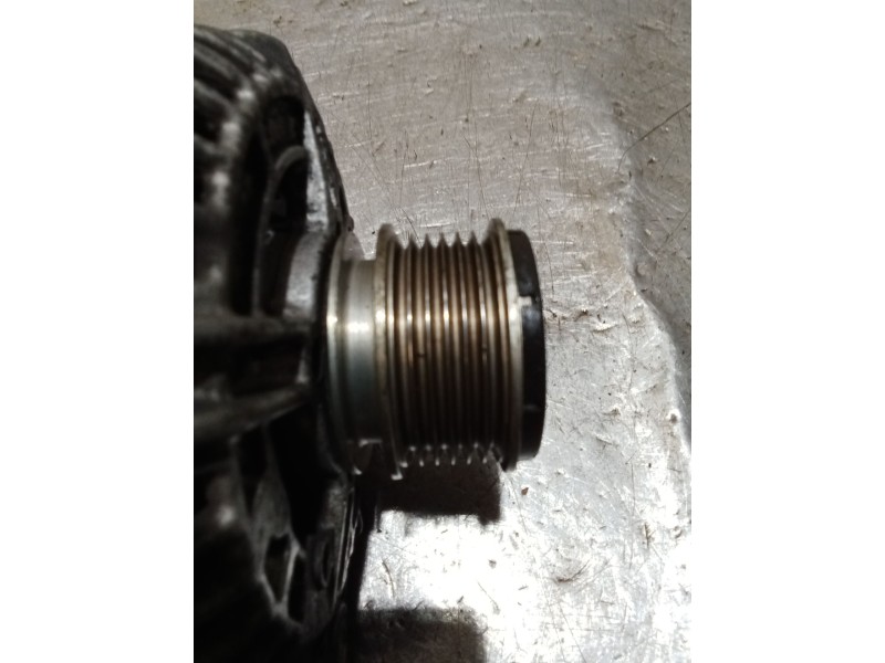 Recambio de alternador para volkswagen golf v (1k1) 1.9 tdi referencia OEM IAM 06F903023F 0124525066 140A