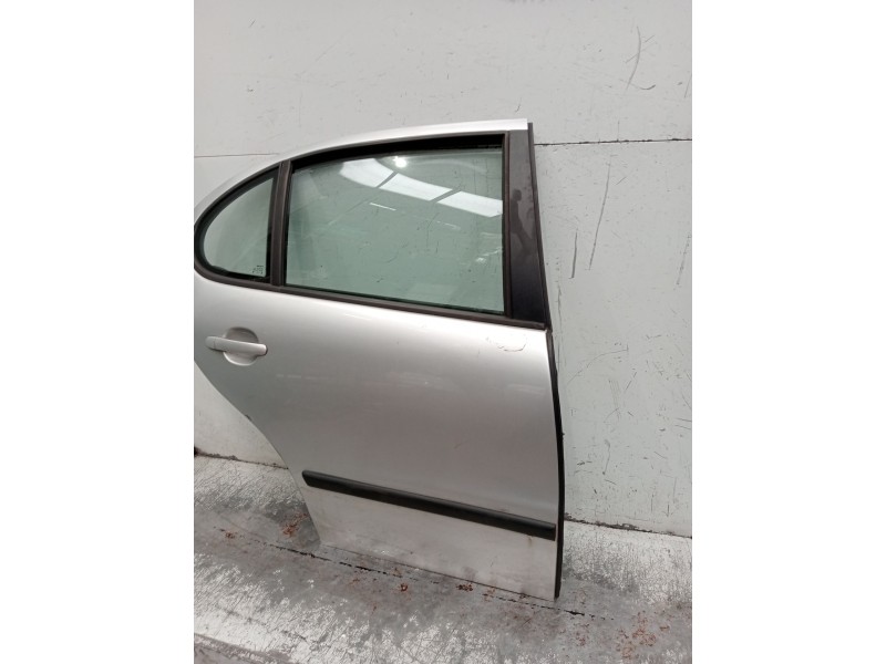 Recambio de puerta trasera derecha para seat leon (1m1) 1.9 tdi referencia OEM IAM  5P 1999
