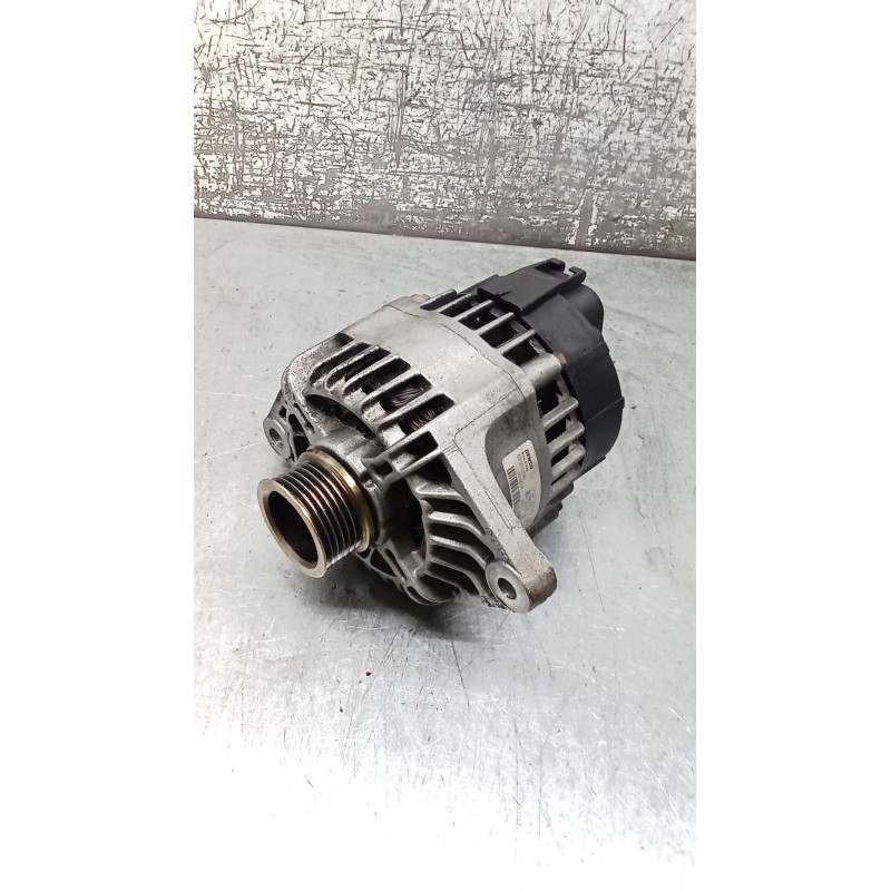 Recambio de alternador para alfa romeo 147 (937_) 1.6 16v t.spark eco (937.axa1a, 937.bxa1a) referencia OEM IAM 63321836 6478221