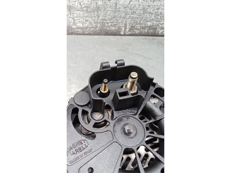 Recambio de alternador para alfa romeo 147 (937_) 1.6 16v t.spark eco (937.axa1a, 937.bxa1a) referencia OEM IAM 63321836 6478221