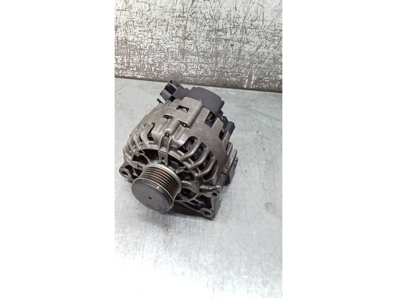 Recambio de alternador para peugeot 207/207+ (wa_, wc_) 1.4 hdi referencia OEM IAM TG10B013  09