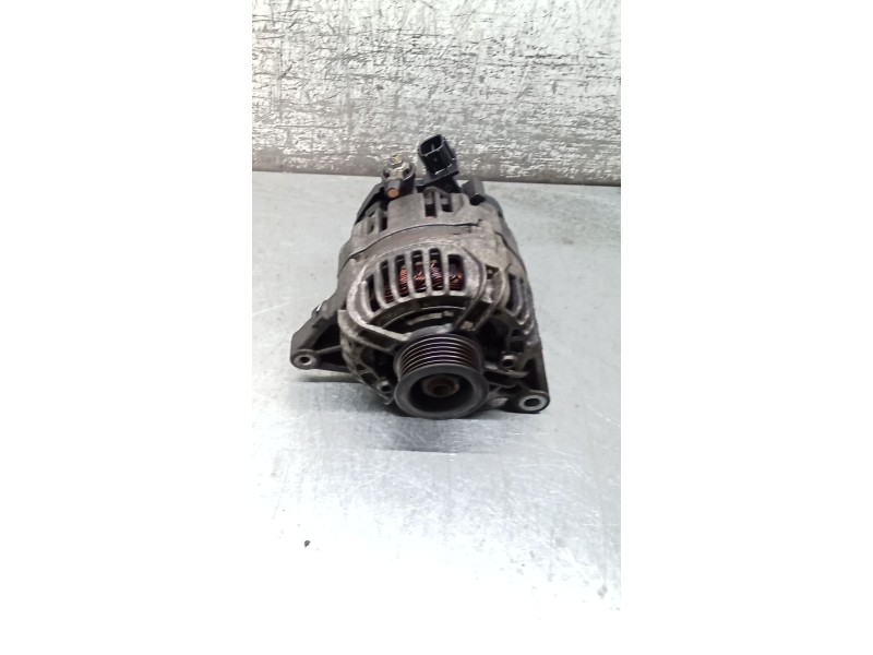 Recambio de alternador para toyota corolla (_e12_) 1.6 vvt-i (zze121_) referencia OEM IAM 0124325079 270600D140A 90A