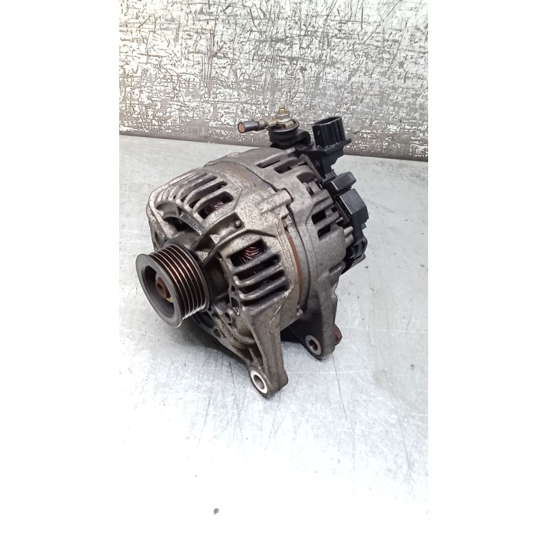 Recambio de alternador para toyota corolla (_e12_) 1.6 vvt-i (zze121_) referencia OEM IAM 0124325079 270600D140A 90A