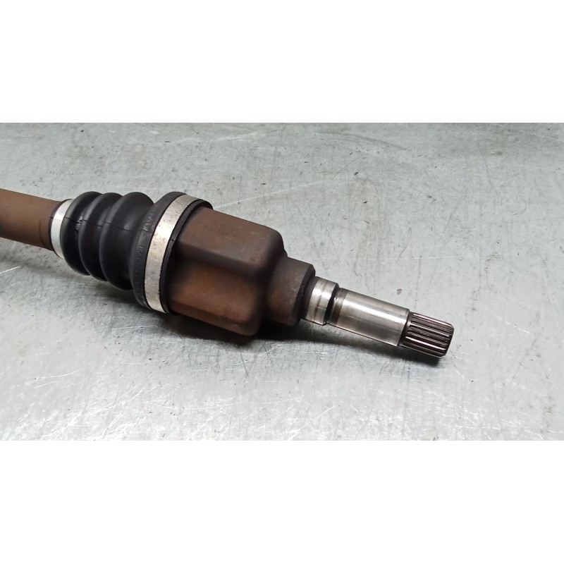 Recambio de transmision delantera derecha para peugeot 207/207+ (wa_, wc_) 1.4 hdi referencia OEM IAM   09
