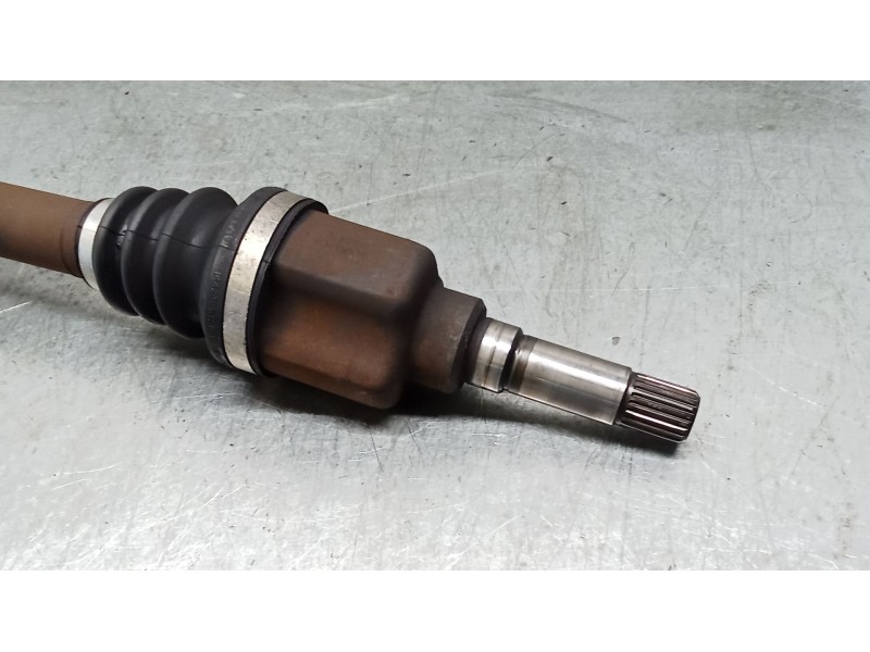 Recambio de transmision delantera derecha para peugeot 207/207+ (wa_, wc_) 1.4 hdi referencia OEM IAM   09