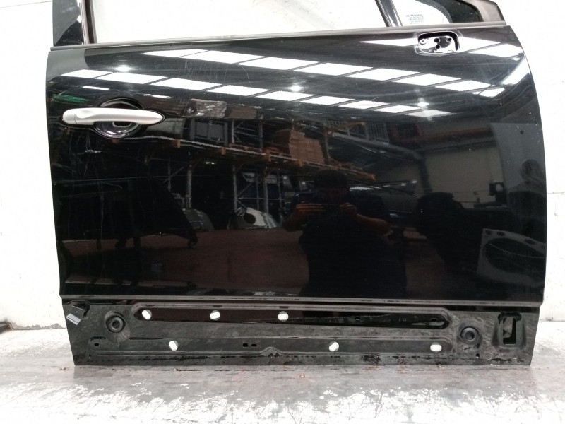 Recambio de puerta delantera derecha para renault scénic iii (jz0/1_) 1.5 dci referencia OEM IAM  5P 2009