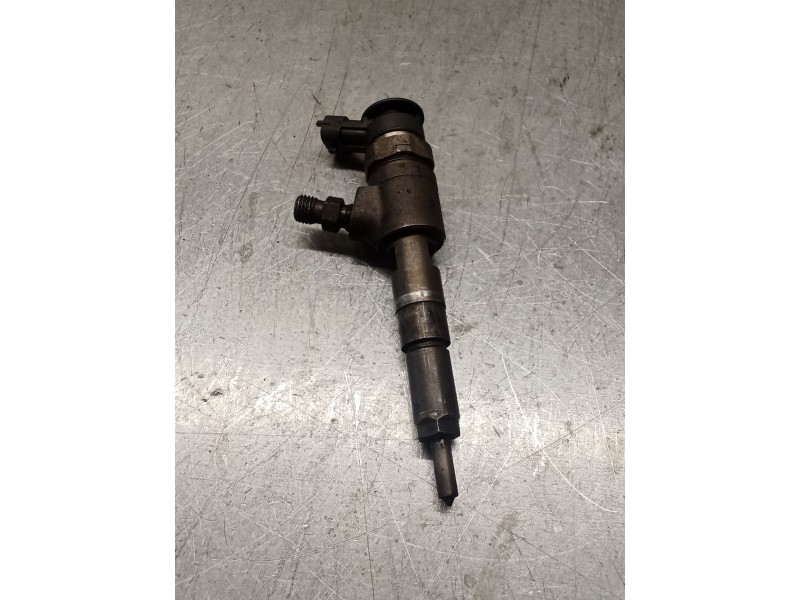 Recambio de inyector para peugeot 206 hatchback (2a/c) 1.4 hdi eco 70 referencia OEM IAM 0445110135 786280 BOSCH