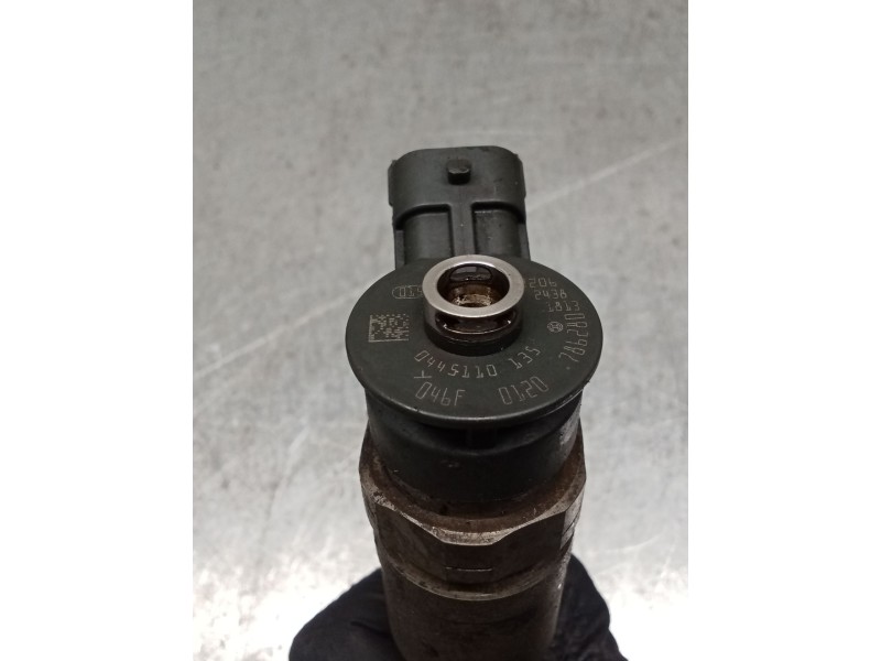 Recambio de inyector para peugeot 206 hatchback (2a/c) 1.4 hdi eco 70 referencia OEM IAM 0445110135 786280 BOSCH