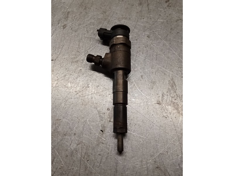 Recambio de inyector para peugeot 206 hatchback (2a/c) 1.4 hdi eco 70 referencia OEM IAM 0445110135 786280 BOSCH