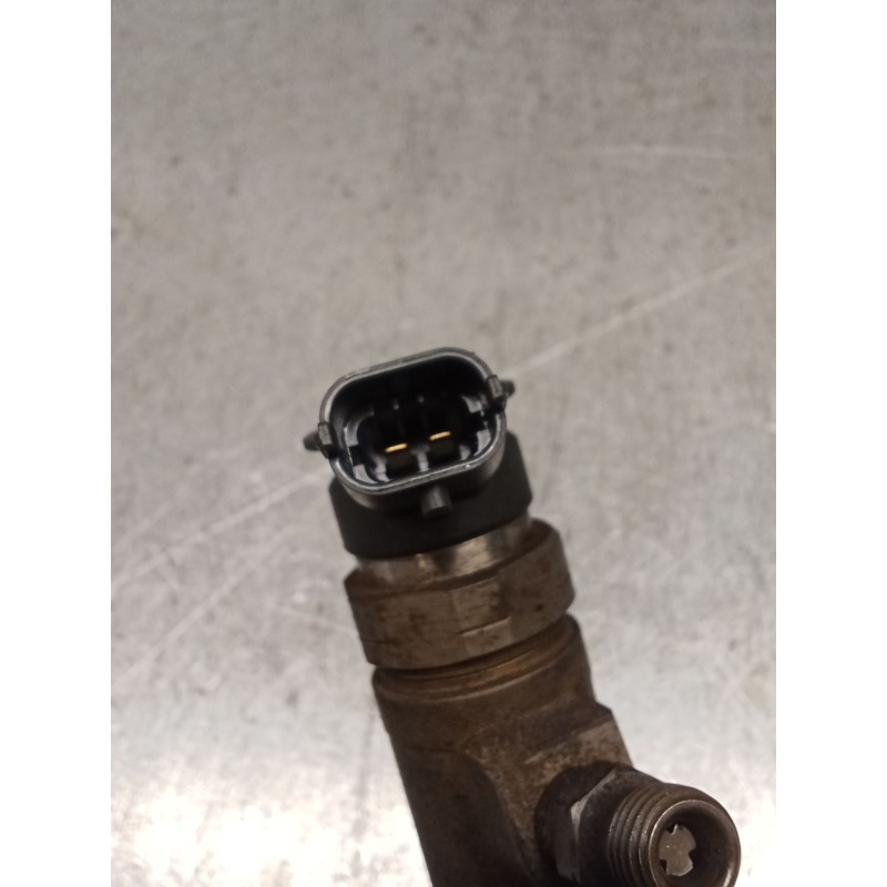 Recambio de inyector para peugeot 206 hatchback (2a/c) 1.4 hdi eco 70 referencia OEM IAM 0445110135 786280 BOSCH