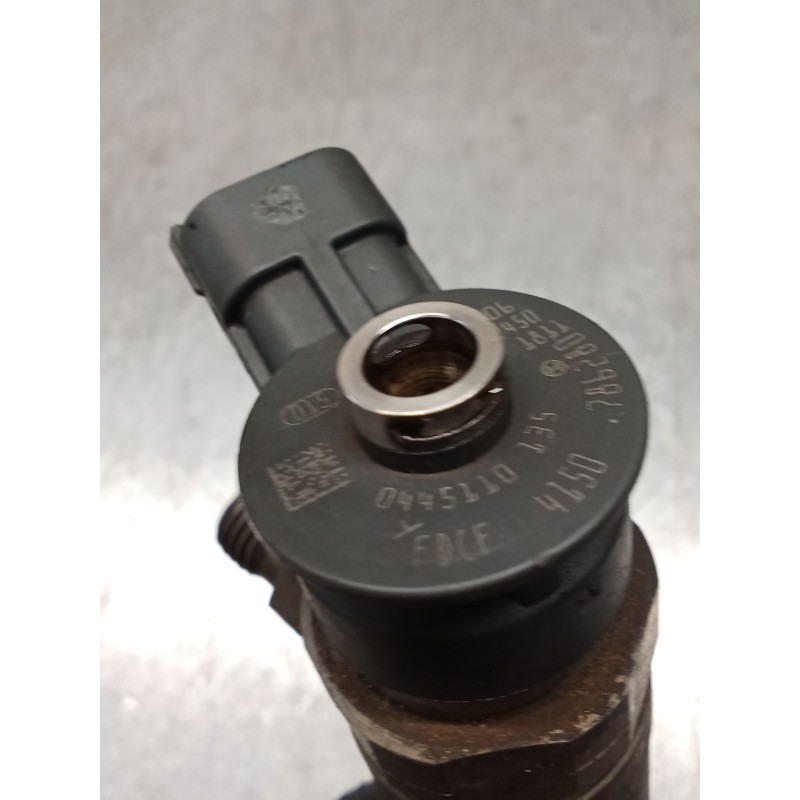 Recambio de inyector para peugeot 206 hatchback (2a/c) 1.4 hdi eco 70 referencia OEM IAM 0445110135 786280 BOSCH