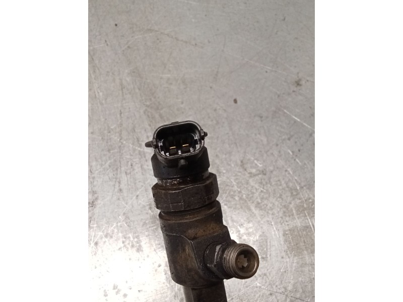Recambio de inyector para peugeot 206 hatchback (2a/c) 1.4 hdi eco 70 referencia OEM IAM 0445110135 786280 BOSCH