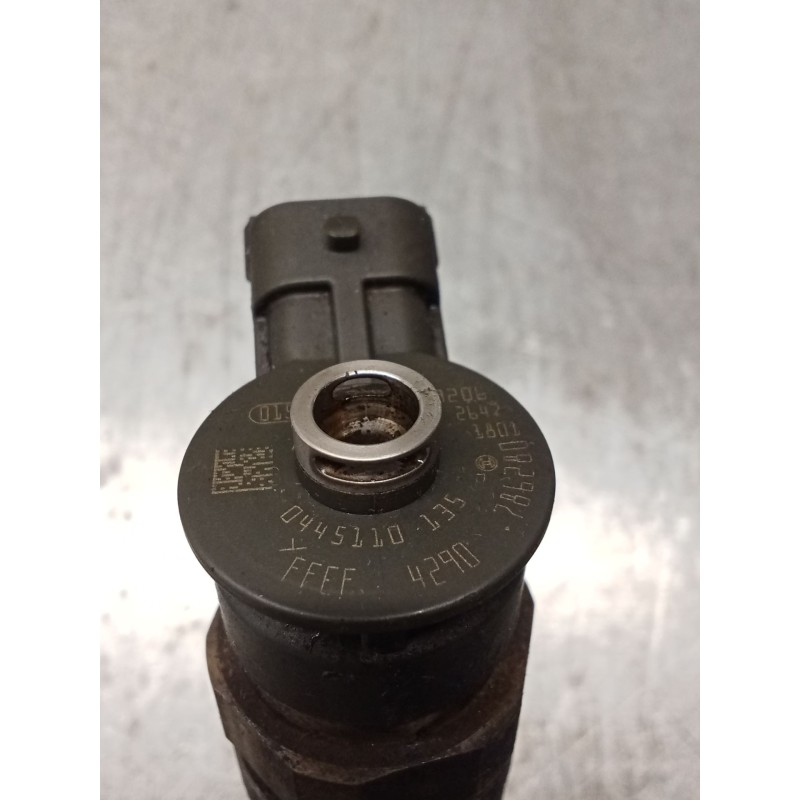 Recambio de inyector para peugeot 206 hatchback (2a/c) 1.4 hdi eco 70 referencia OEM IAM 0445110135 786280 BOSCH