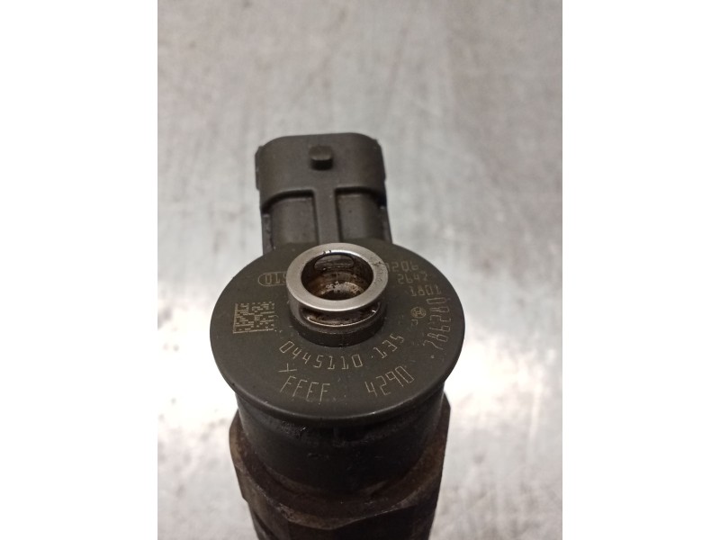 Recambio de inyector para peugeot 206 hatchback (2a/c) 1.4 hdi eco 70 referencia OEM IAM 0445110135 786280 BOSCH