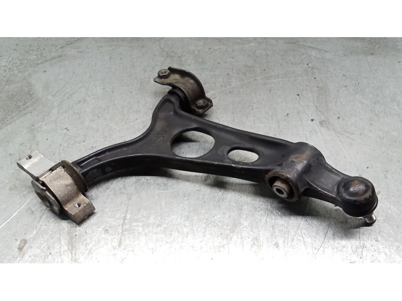 Recambio de brazo suspension inferior delantero derecho para alfa romeo 147 (937_) 1.6 16v t.spark eco (937.axa1a, 937.bxa1a) re