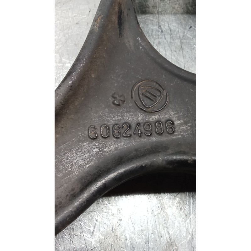 Recambio de brazo suspension inferior delantero izquierdo para alfa romeo 147 (937_) 1.6 16v t.spark eco (937.axa1a, 937.bxa1a) 