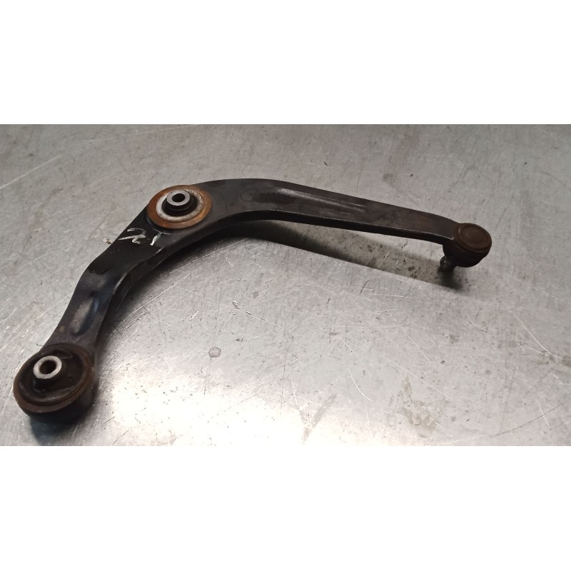 Recambio de brazo suspension inferior delantero izquierdo para peugeot 206 hatchback (2a/c) 1.4 hdi eco 70 referencia OEM IAM   