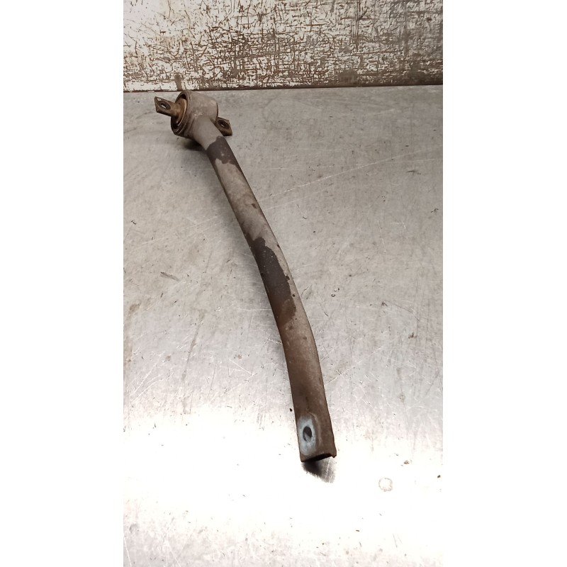 Recambio de brazo suspension inferior trasero derecho para alfa romeo 147 (937_) 1.6 16v t.spark eco (937.axa1a, 937.bxa1a) refe