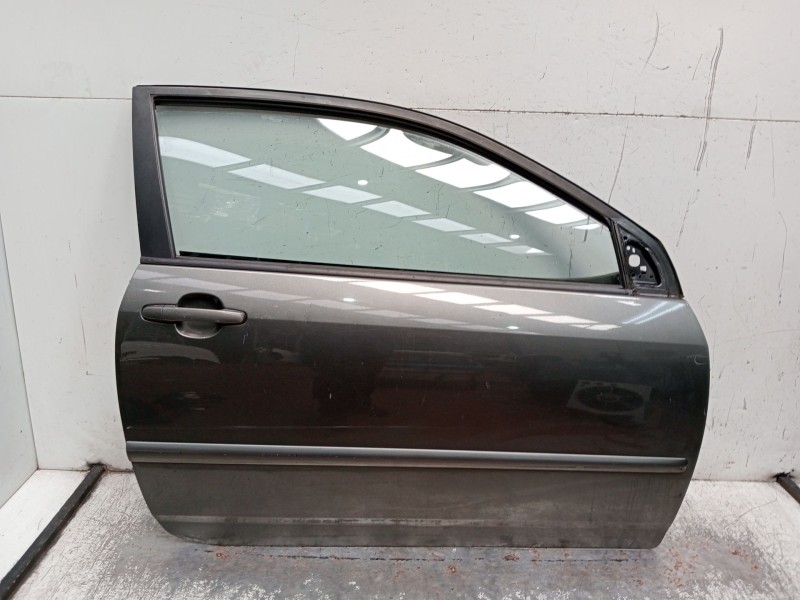 Recambio de puerta delantera derecha para toyota corolla (_e12_) 1.6 vvt-i (zze121_) referencia OEM IAM  3P 2004