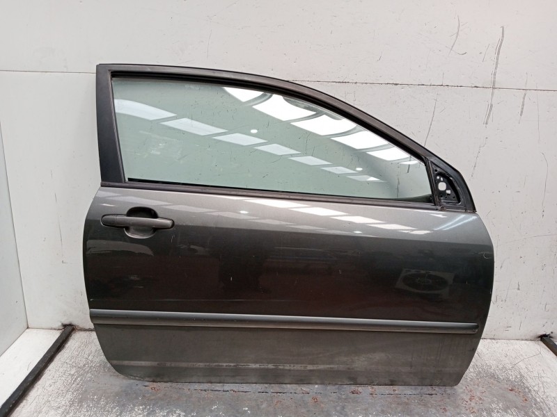 Recambio de puerta delantera derecha para toyota corolla (_e12_) 1.6 vvt-i (zze121_) referencia OEM IAM  3P 2004