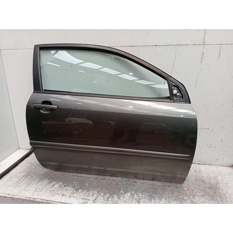 Recambio de puerta delantera derecha para toyota corolla (_e12_) 1.6 vvt-i (zze121_) referencia OEM IAM  3P 2004