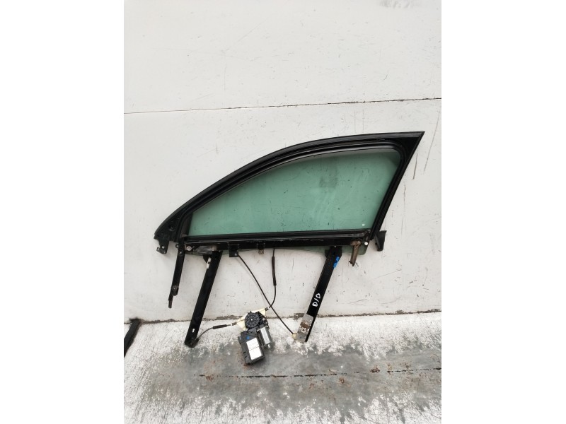 Recambio de elevalunas delantero derecho para audi a4 b6 (8e2) 2.0 referencia OEM IAM 8E0837430 4P 2001